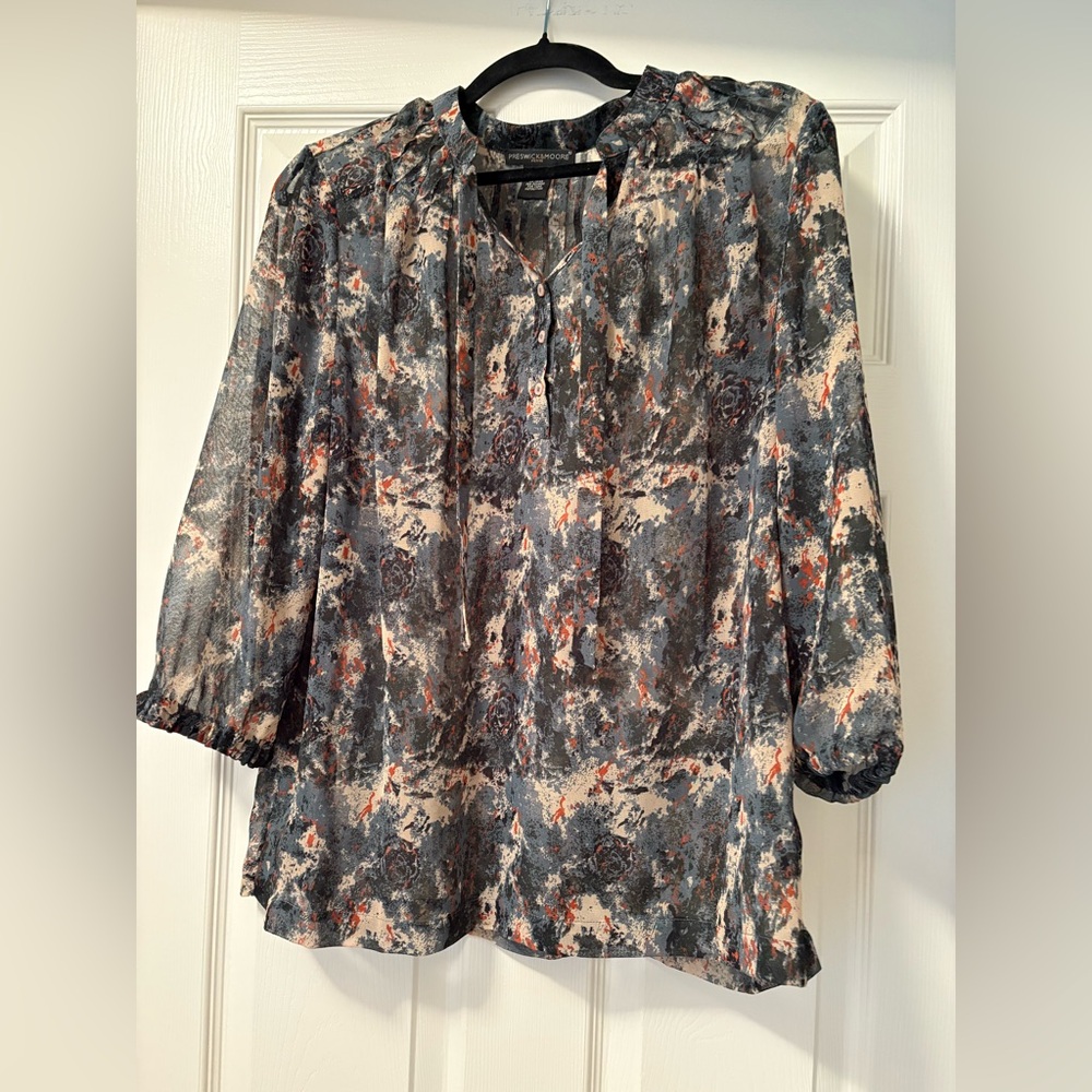 Women’s Petite XL Sheer Printed Blouse